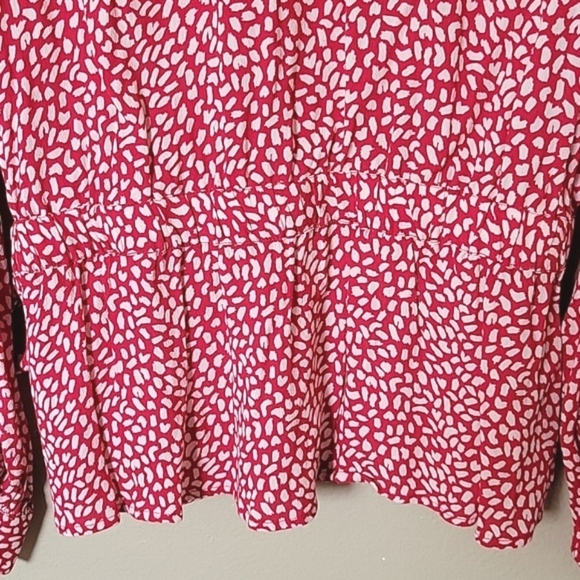 Talbots Red White Faux Wrap Leopard Print Blouse - Size Large Petite - Picture 7 of 9